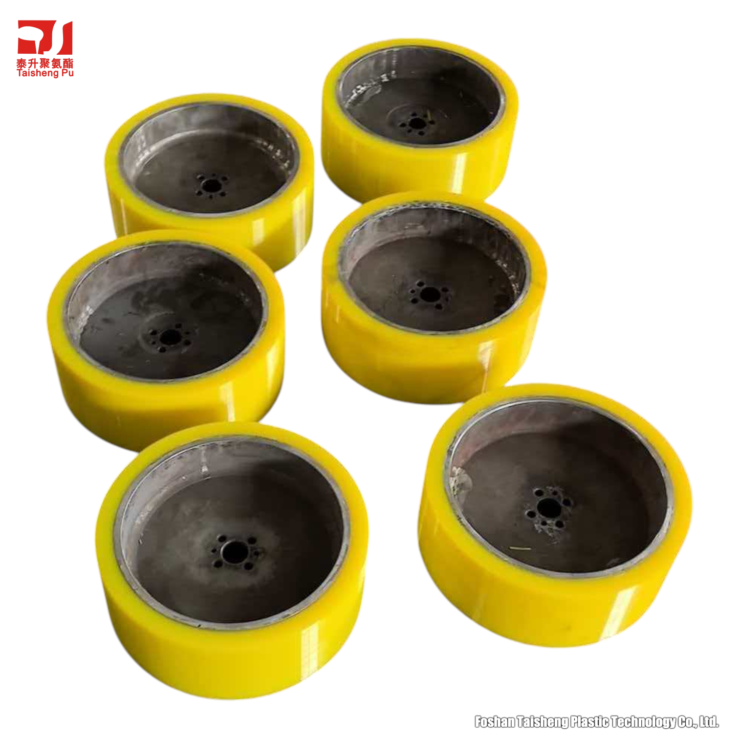 Industrial polyurethane drive wheel with metal hub